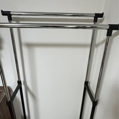 二段式ハンガーラック（キャスター付き・可動式）の画像