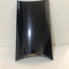 ヘイコー 箱 ギフトボックス ★ピロー型★AX-7   新品  色=ブラック  サイズ135×200×50mm  枚数=20枚の画像