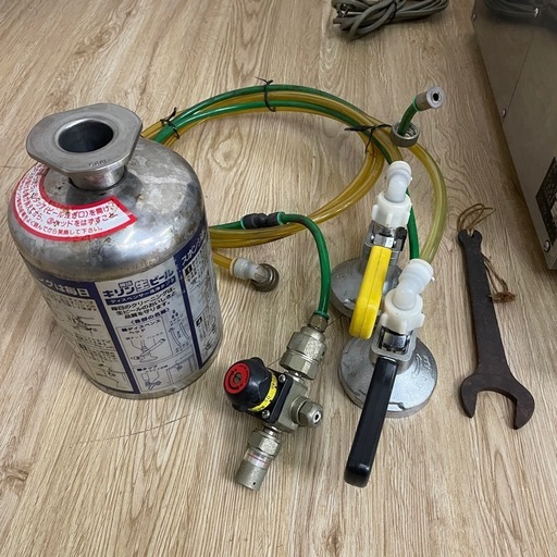 2口生ビールディスペンサー 100v 50/60hz 東京冷熱株式会社