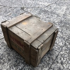 木箱　レトロの画像