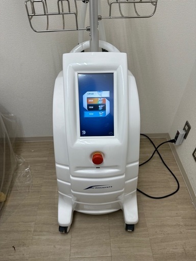 脂肪冷却マシン (ル) 新宿三丁目の美容家電の中古あげます・譲ります