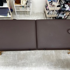 セブンビューティー　折りたたみ可能ベッド　マッサージベッド　の画像