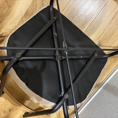 【無料　IKEA ダイニングチェア2脚｜KANADEMONO＋IKEA SVENBERTIL（廃盤）※ネジ欠品ありの画像