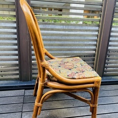 昭和レトロな籘のダイニングチェア　4脚セットの画像