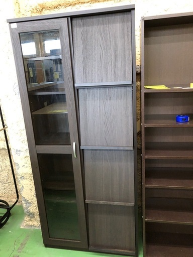 【ドリーム川西店御来店限定】☆ジモティー見たよ♪割引☆  フラップ式デザイン収納 本棚 DBR クリーニング済み 【212562000