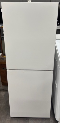 三菱電機  ノンフロン冷凍庫 MF-U22K-W 2025年製