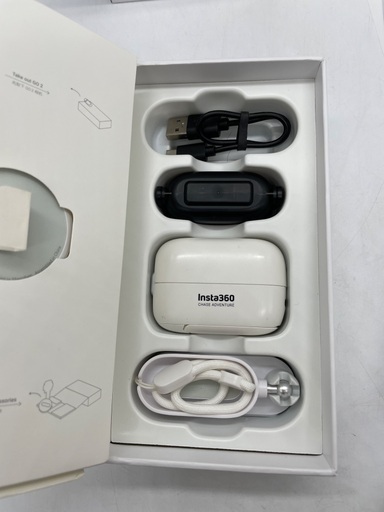 【トレファク足立扇店】ｱｸｼｮﾝｶﾒﾗ insta360 go 2 取説無･充電器付 箱付 USBｹｰﾌﾞﾙ付