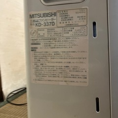 石油ファンヒーターの画像