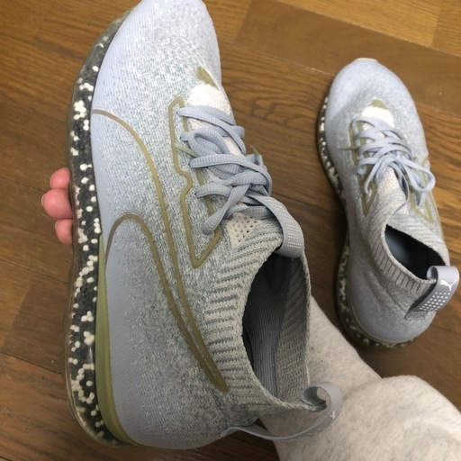 【ランシューほぼ新品】Puma 26.5cm PUMA（シューズ）のフリマアイテム一覧