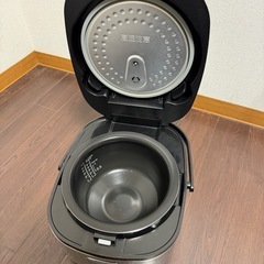 炊飯器の画像