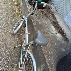 折り畳み自転車 20インチ　引取りのみの画像