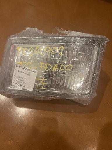 ブルーテックキャンターヘッドライト左美品