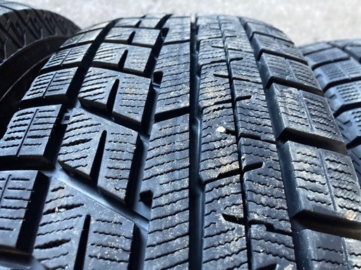 9分山 YOKOHAMA iG60 185/70R14 4本 スタッドレスタイヤ中古 カローラルミオンbBブルーバードなど
