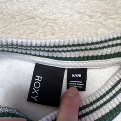 ROXYショート丈トレーナー スウェット ロキシーの画像