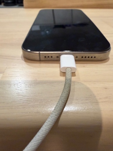 iPhone15pro 256GB ナチュラルチタニウム