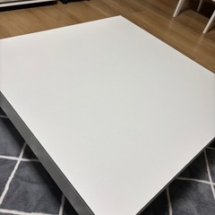 センターテーブルの画像