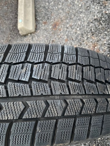 215/50r17アルミホイールとタイヤ