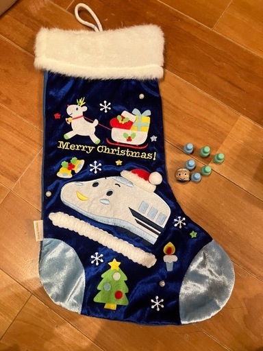 サンリオしんかんせん長靴入れ物、木製ボーリング (さんママ) 神戸の年