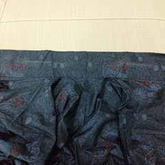 お話中です。 大島紬の着物の画像