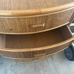  【引き取り限定】ラタン製チェスト 5段／ナチュラル家具※1月30日までの画像