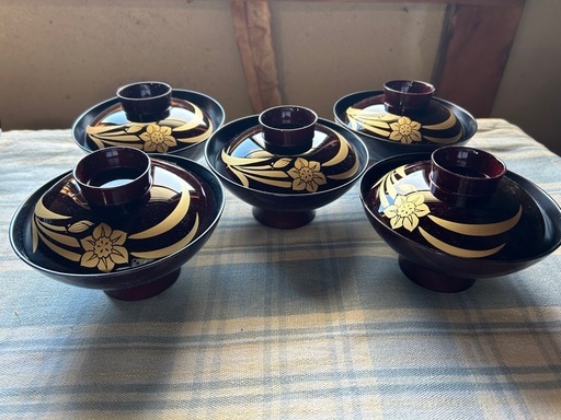 新品 お椀 5個セット (とび) 伊勢朝日の食器《汁椀》の中古あげます