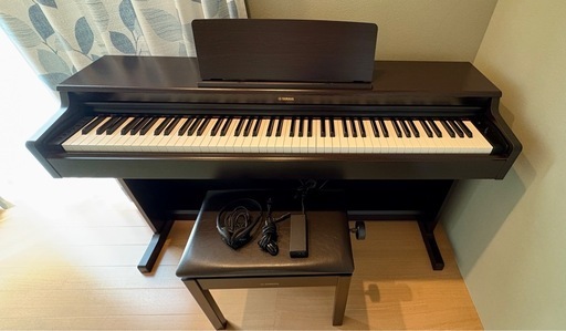 美品　ヤマハデジタルピアノ　YDP-165