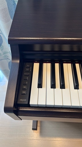 美品　ヤマハデジタルピアノ　YDP-165