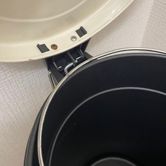 受け渡し決まってます！ゴミ箱の画像