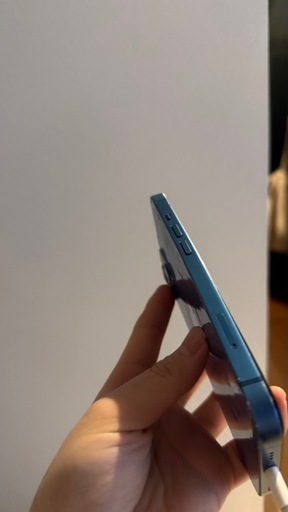 iPhone 13 SIMフリー