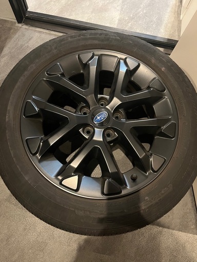 ✨✨SUBARU１８インチ　タイヤホイール４本セット✨✨(お値下げ)