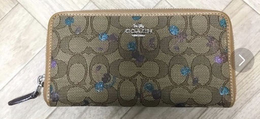 COACH コーチ　花柄 長財布