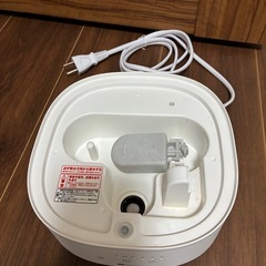 （引越しに伴い！説明書付き！）加湿器の画像