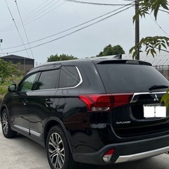 三菱 アウトランダー７人乗り 車検R9年の画像