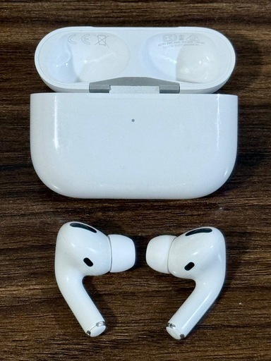 AirPods Pro 第1世代 確認済み 左右購入元不同 傷あり (廣澤や) 烏丸の