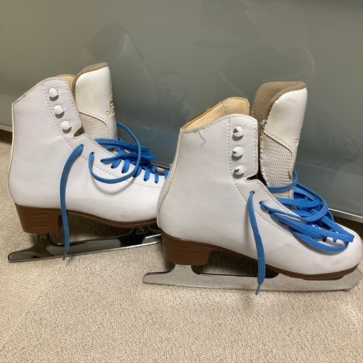 無料】22cm フィギュアスケート靴 ジャクソン JACKSON ホワイト