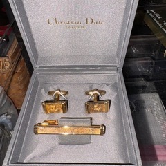 ♯Christian Dior♯クリスチャンディオール♯タイピン♯カフスボタン♯LOUIS VUITTON♯CHANEL♯GUCCIの画像