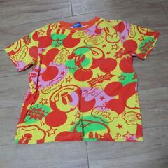 ディズニーランド購入　スエットパーカー　Tシャツ　合計４枚　Mサイズの画像