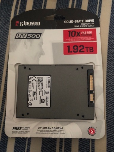 正規版Kingston UV500 1.92TB SSD美品(健康状態正常99%)
