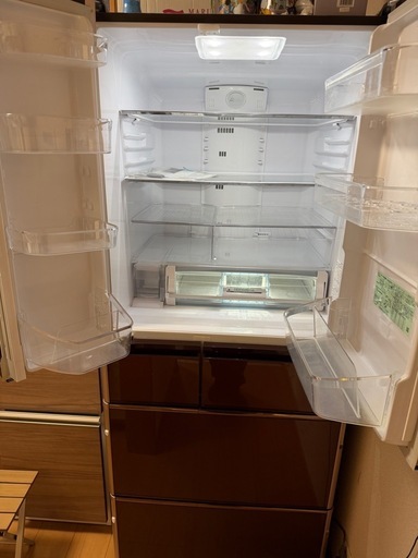 製氷機のみ故障HITACHI 冷蔵庫 R-WK6200G 615L 黒 (アドバーンス