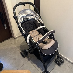 （美品）Combi スゴカル　4キャス　エッグクッションの画像