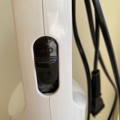 コンパクト掃除機｜自立式・軽量｜取りに来てくれる方優先の画像