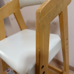 キッズハイチェアの画像
