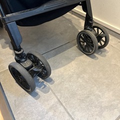 （美品）Combi スゴカル　4キャス　エッグクッションの画像