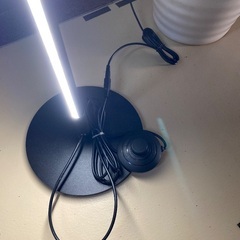 置き型　照明の画像
