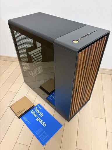 PCケース　Fractal Design North Charcoal Black