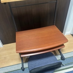 パソコン机　椅子付きの画像