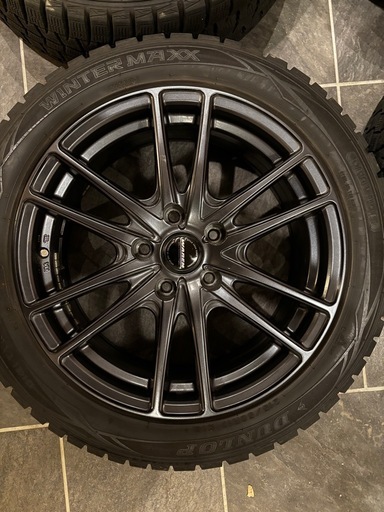 【定価10万円】スタッドレスタイヤ4本 215/50R17 ダンロップ　