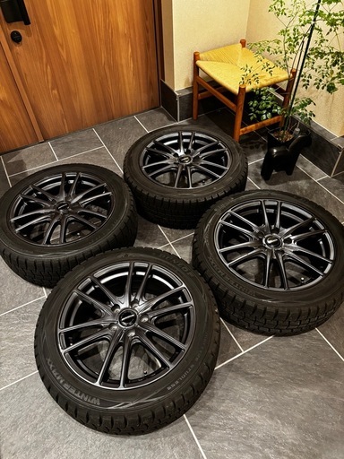 【定価10万円】スタッドレスタイヤ4本 215/50R17 ダンロップ　