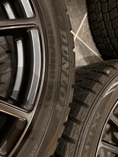 【定価10万円】スタッドレスタイヤ4本 215/50R17 ダンロップ　