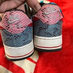 ナイキエアフォースワンLOW 25.5の画像